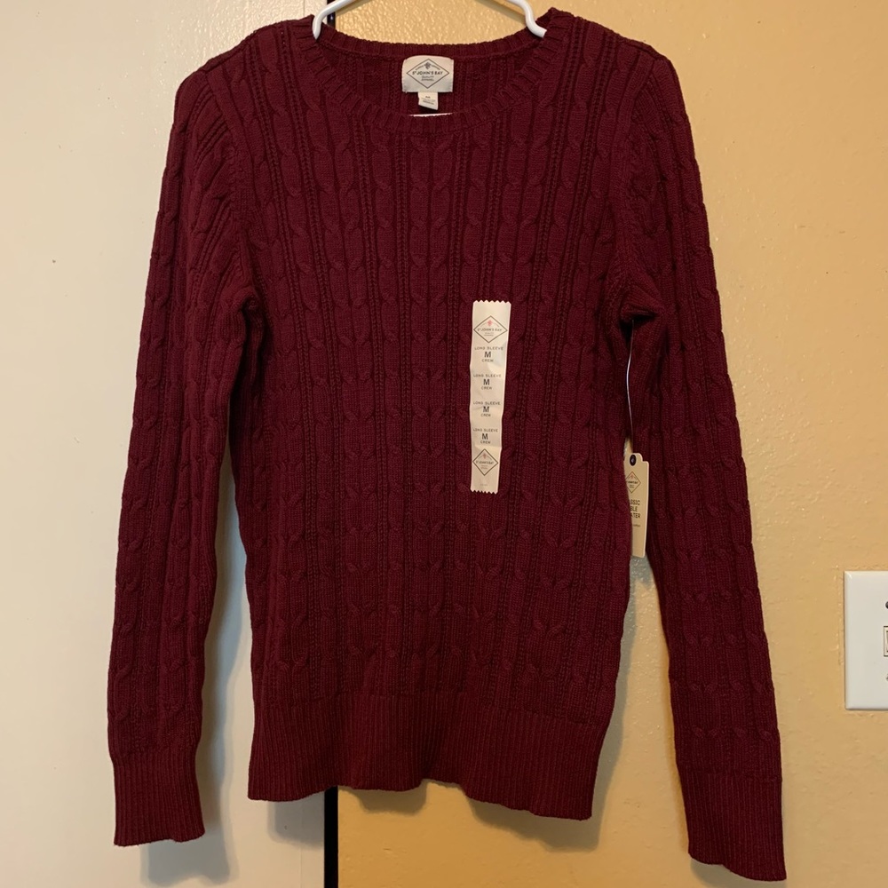 Women’s Classic Cable Sweater